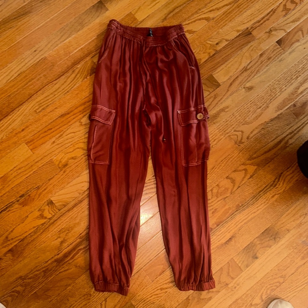 Baggy jogger with pockets